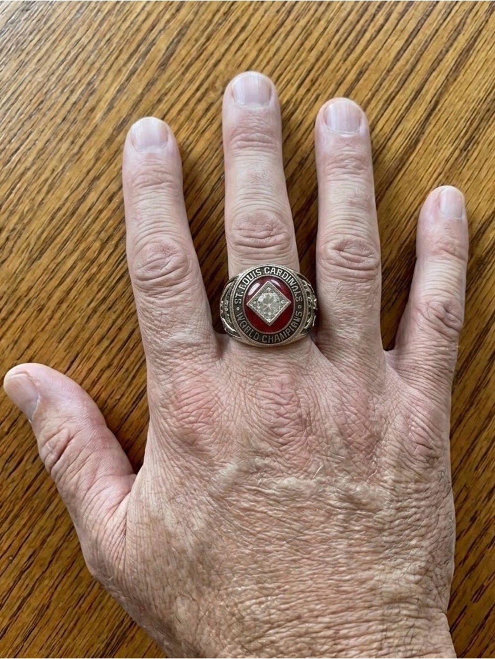 1964 St Louis Cardinals World Series Champions Replica Ring Holder Base Box EUC